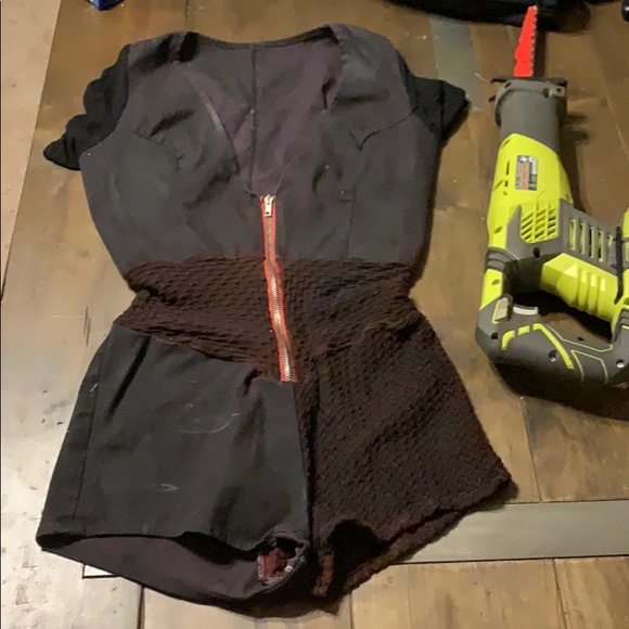 Cheeky Romper 🍑 See info. - Picture 3 of 17